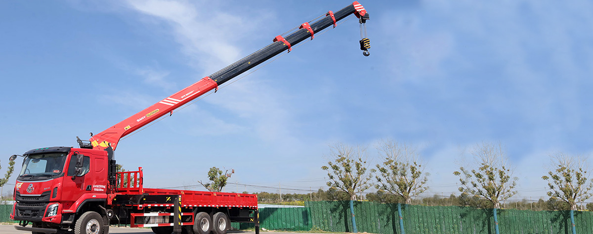 隨車(chē)吊燃油消耗更低，隨車(chē)...